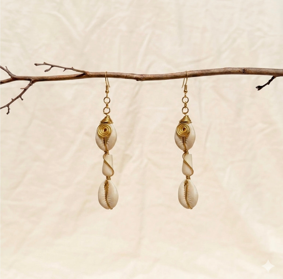 Kaadi Cowry Earrings