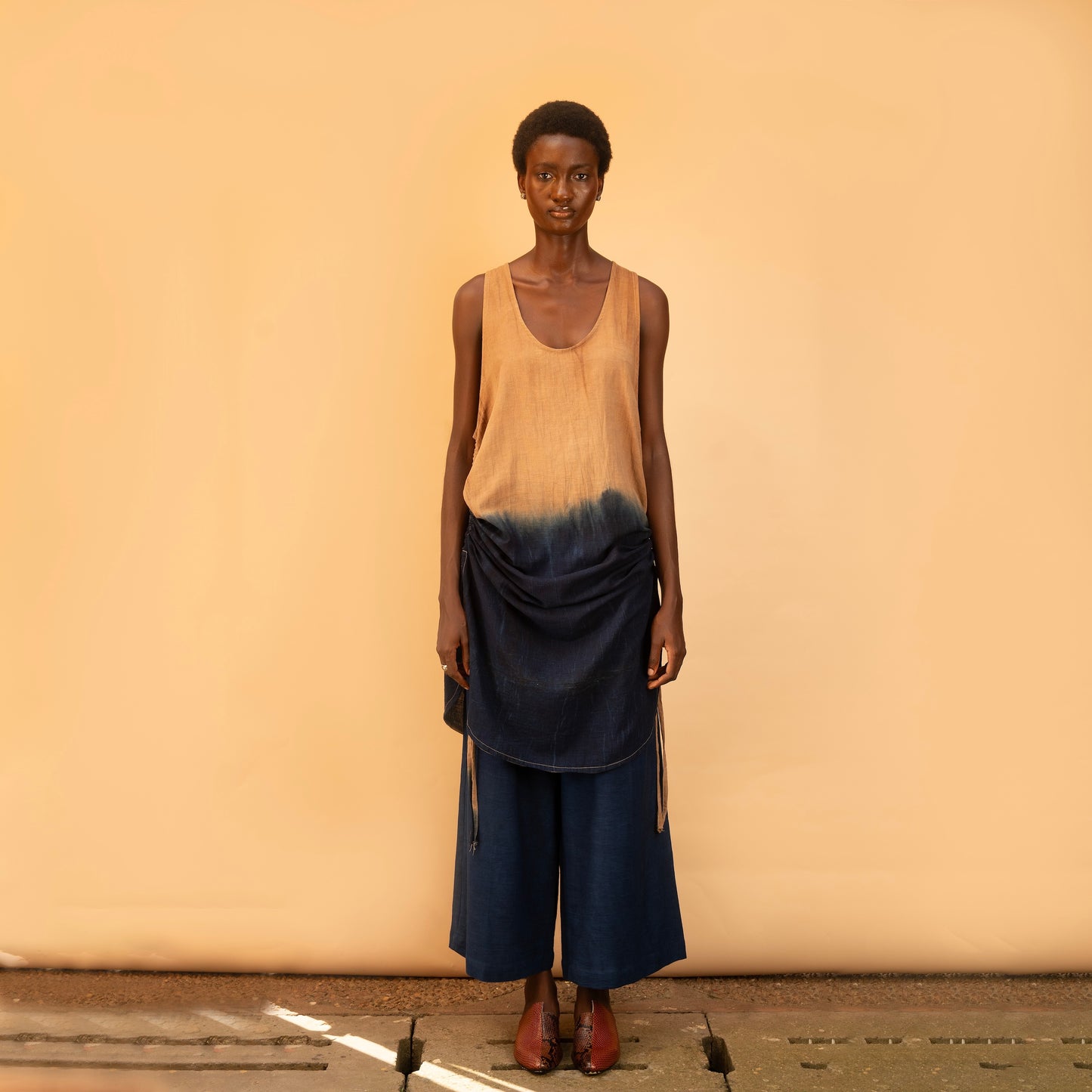 U-Neck Long Vest - Hankaka